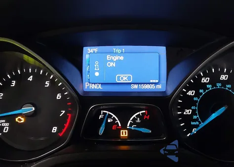 2014 Ford Focus Se z USA, uszkodzony, nr VIN 1FADP3K2XEL139898